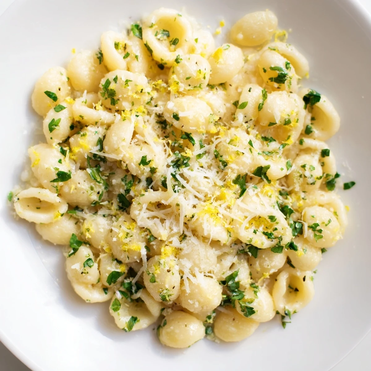 Delicious 15-Minute Creamy Garlic Butter Ditalini, a quick and easy Italian-inspired vegetarian meal.