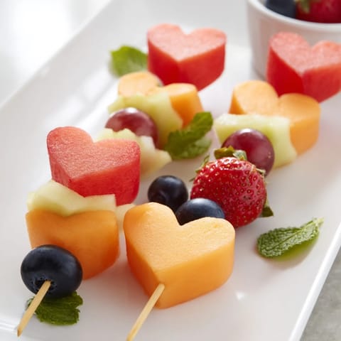 Berry Good Herz-Fruchtspieße