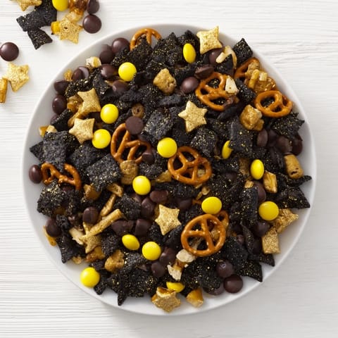 Gold und Schwarz Snack Mischung